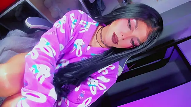 dark_kitty_xxx: вебкам-шоу