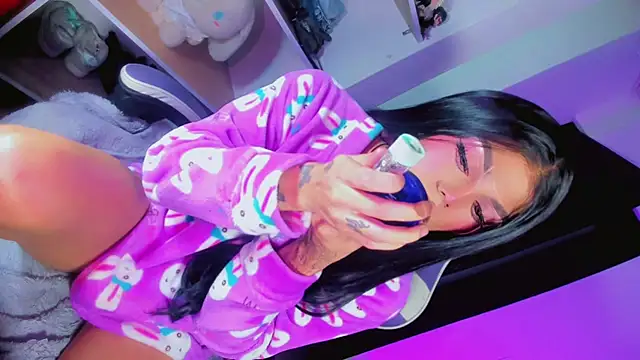 dark_kitty_xxx – webcam-show