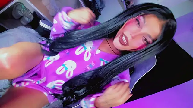 dark_kitty_xxx ওয়েবক্যাম শো