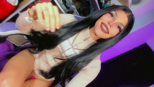 dark_kitty_xxx Webcam Show