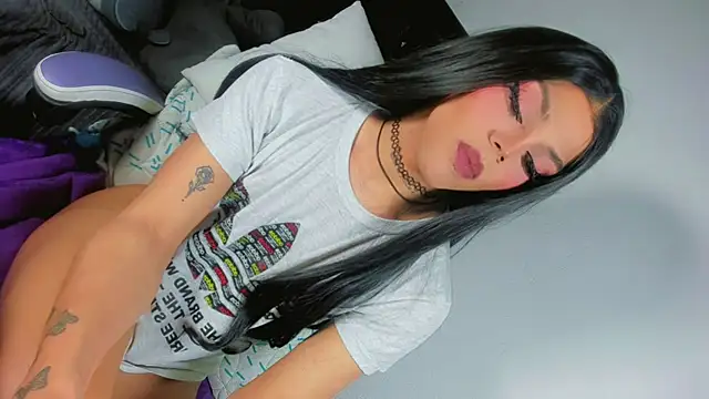 dark_kitty_xxx – Kamerová šou
