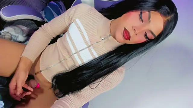 dark_kitty_xxx 在線直播表演