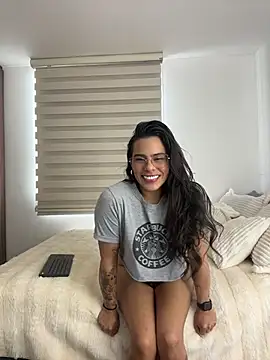 แชท XXX สดของ alessia-ferrer1