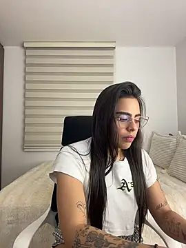 alessia-ferrer1 webcam show