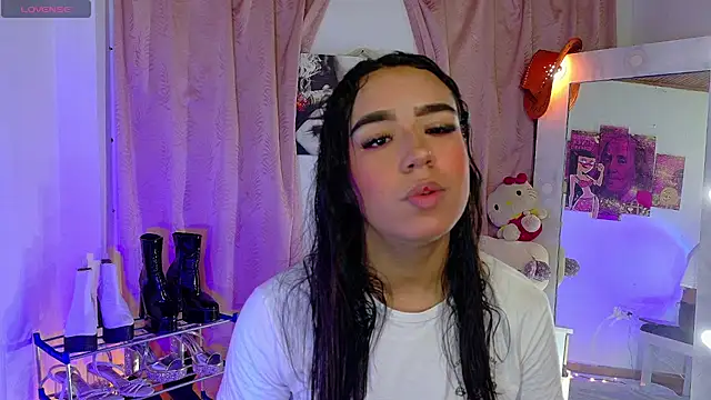 candyy_13 Adlı Modelin Web Kamerası Şovu