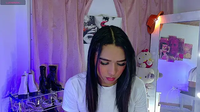 candyy_13 Show Webcam