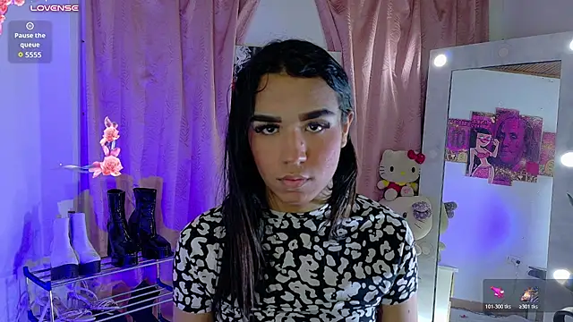 XXX chat uživo modela candyy_13