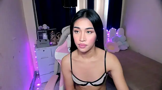 Elara_Vane 在線直播表演