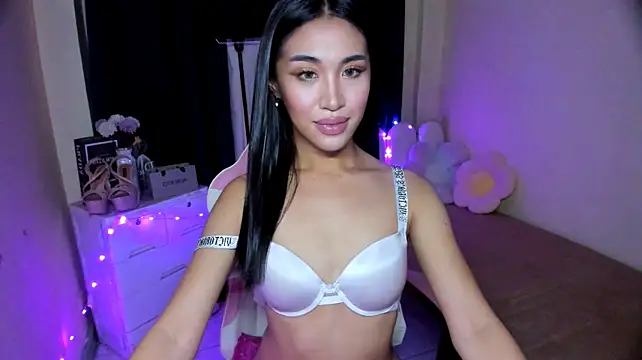 Elara_Vane Pertunjukan Webcam