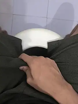 Show modela hottyteen na web-kameri