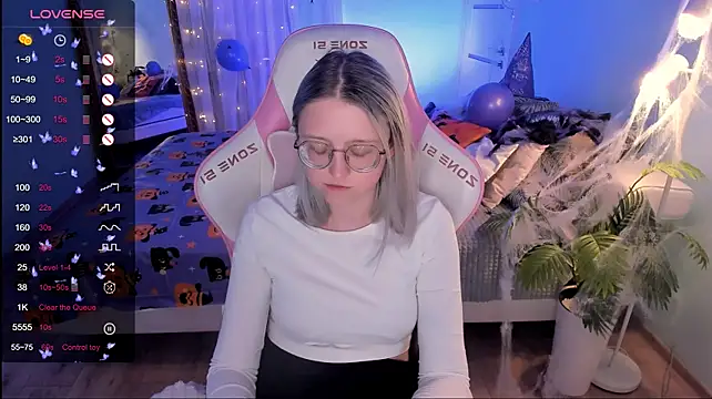 عرض كام LunarGlow