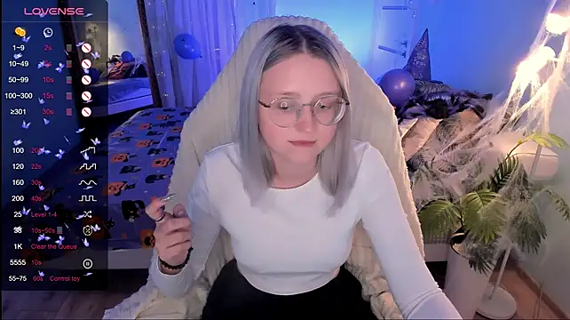 LunarGlow Show in webcam