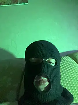 Show modela NEOPOLETAN na web-kameri