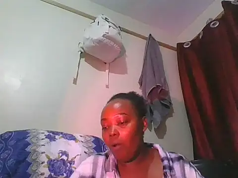 Chat +18 de sweetbootty03 ao vivo