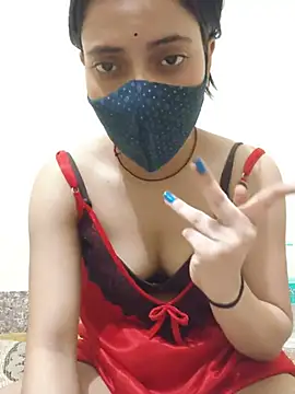 הופעת וובקאם של Arzoo_Angel_12th