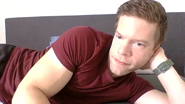 royalo_hii Webcamshow