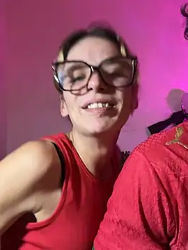 MissGoldieB Chat XXX in diretta