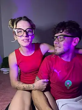 MissGoldieB Webcam Show