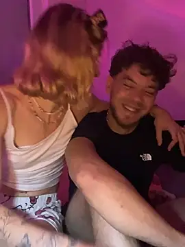 MissGoldieB Webcam show
