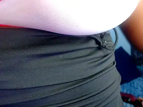 Chat +18 de BigAreolasQueen ao vivo