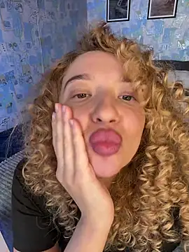 AlexaVee_ webkamerás műsora