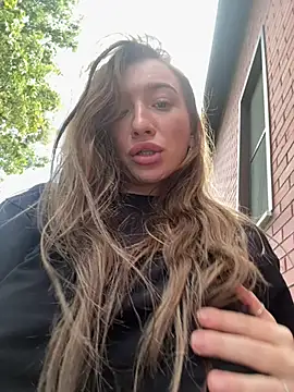 Pokazy przed kamerką – AlexaVee_