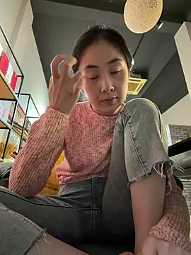 yiyi_yi Pertunjukan Webcam