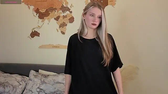 NaFravel Live XXX-chat