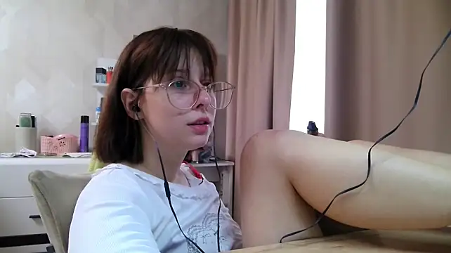 NeomiMckillip Webcam-Show
