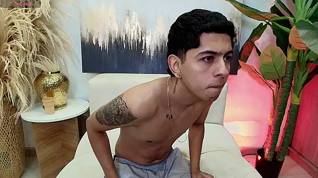 CGomez_ Pertunjukan Webcam