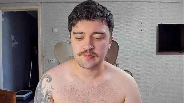 Show modela SiberianCub na web-kameri