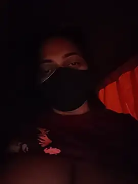 SilkAndShadow Webcam Show