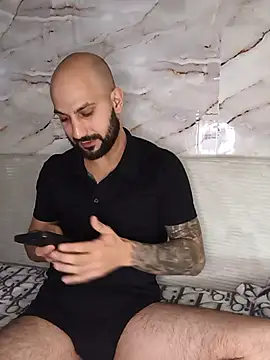 LorenzoCapone69 – webcam-show