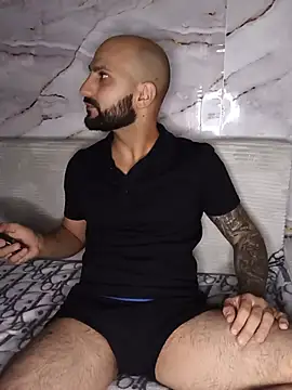 LorenzoCapone69 Webcam show