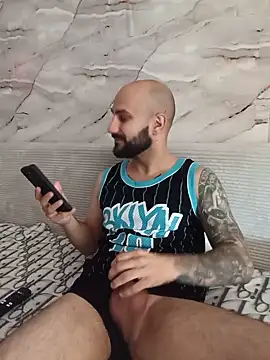 Webkamerová show LorenzoCapone69