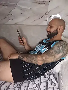 LorenzoCapone69 webcam show