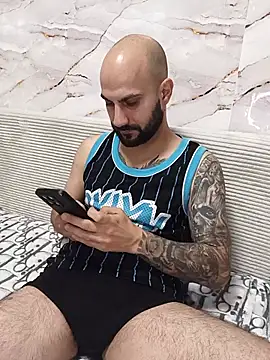 LorenzoCapone69 – webcam-show