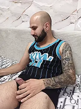 Webkamerová show LorenzoCapone69