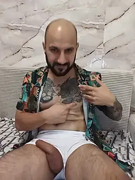 LorenzoCapone69 Webcam Show