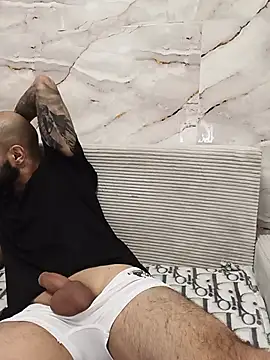 LorenzoCapone69 Webcam show