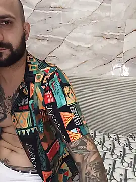 LorenzoCapone69 Webcam-Show
