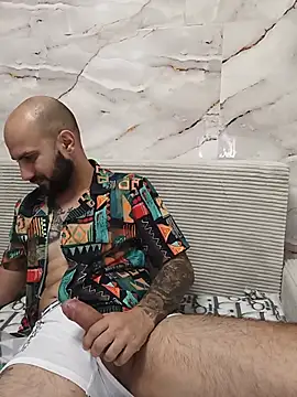 LorenzoCapone69 webcam show