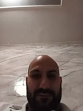 Show modela LorenzoCapone69 na web-kameri