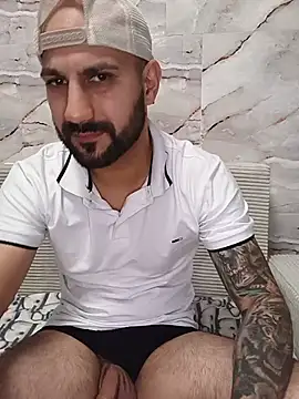 LorenzoCapone69 Adlı Modelin Web Kamerası Şovu