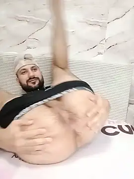 LorenzoCapone69 Webcam Show