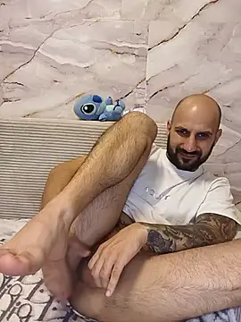 LorenzoCapone69 Webcam-Show