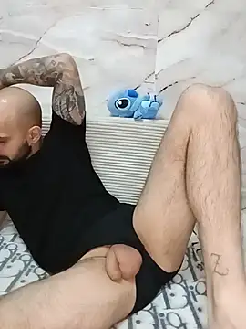 LorenzoCapone69 webcam show