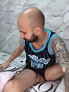LorenzoCapone69 Webcam-Show