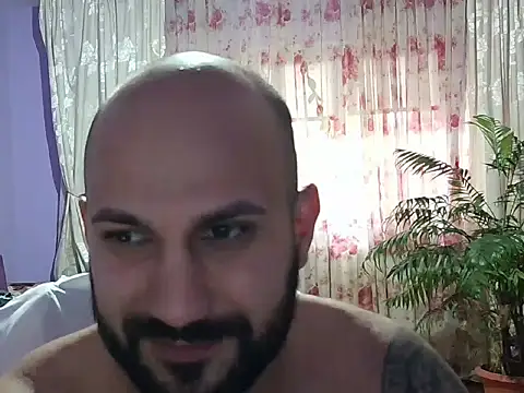 LorenzoCapone69 Webcam show