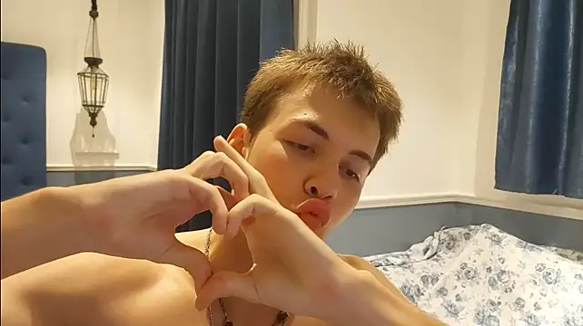Marinett_peach Шоу с уебкамера